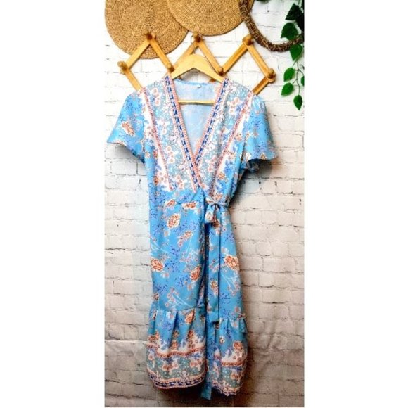 PLANET BOHO Dresses & Skirts - BOHEMIAN FLORAL PRINT SILKY WRAP DRESS MEDIUM